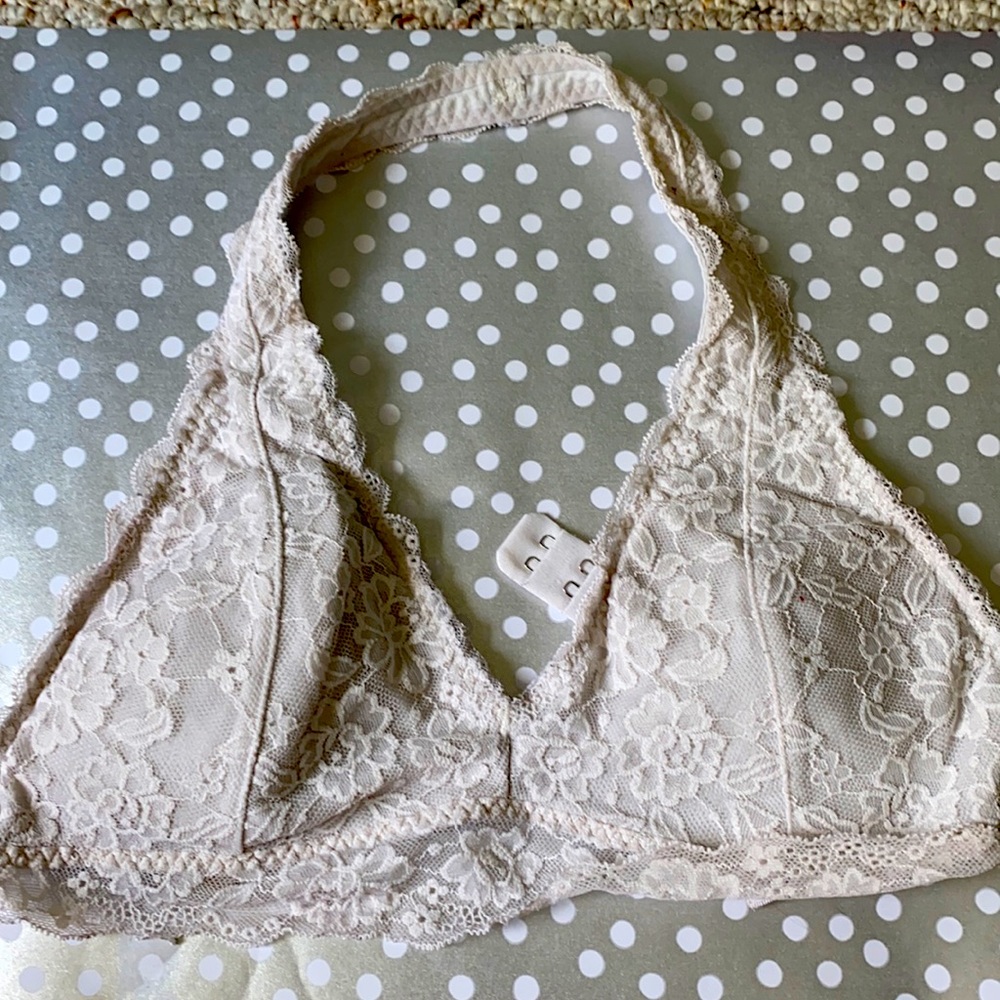 A medium hollister bralette